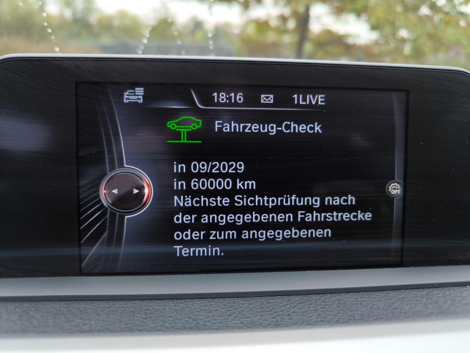 BMW 320d xDrive Touring Luxury Line Luxury Line