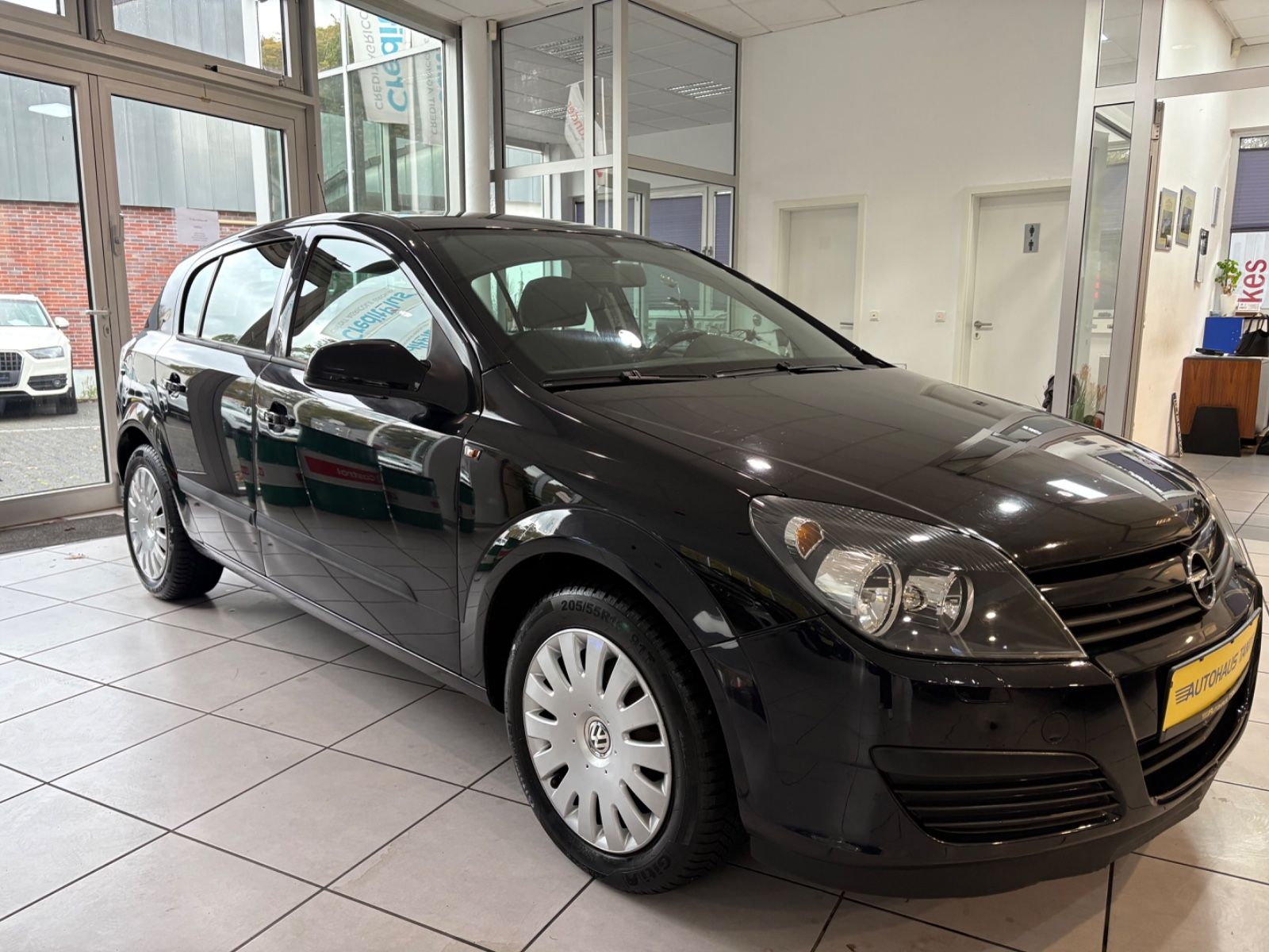 Fahrzeugabbildung Opel Astra H Lim. 1.4 * TÜV NEU *