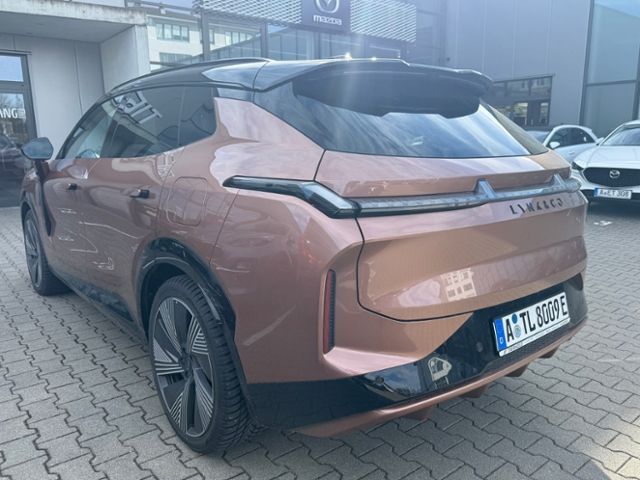 Lynk & Co 08