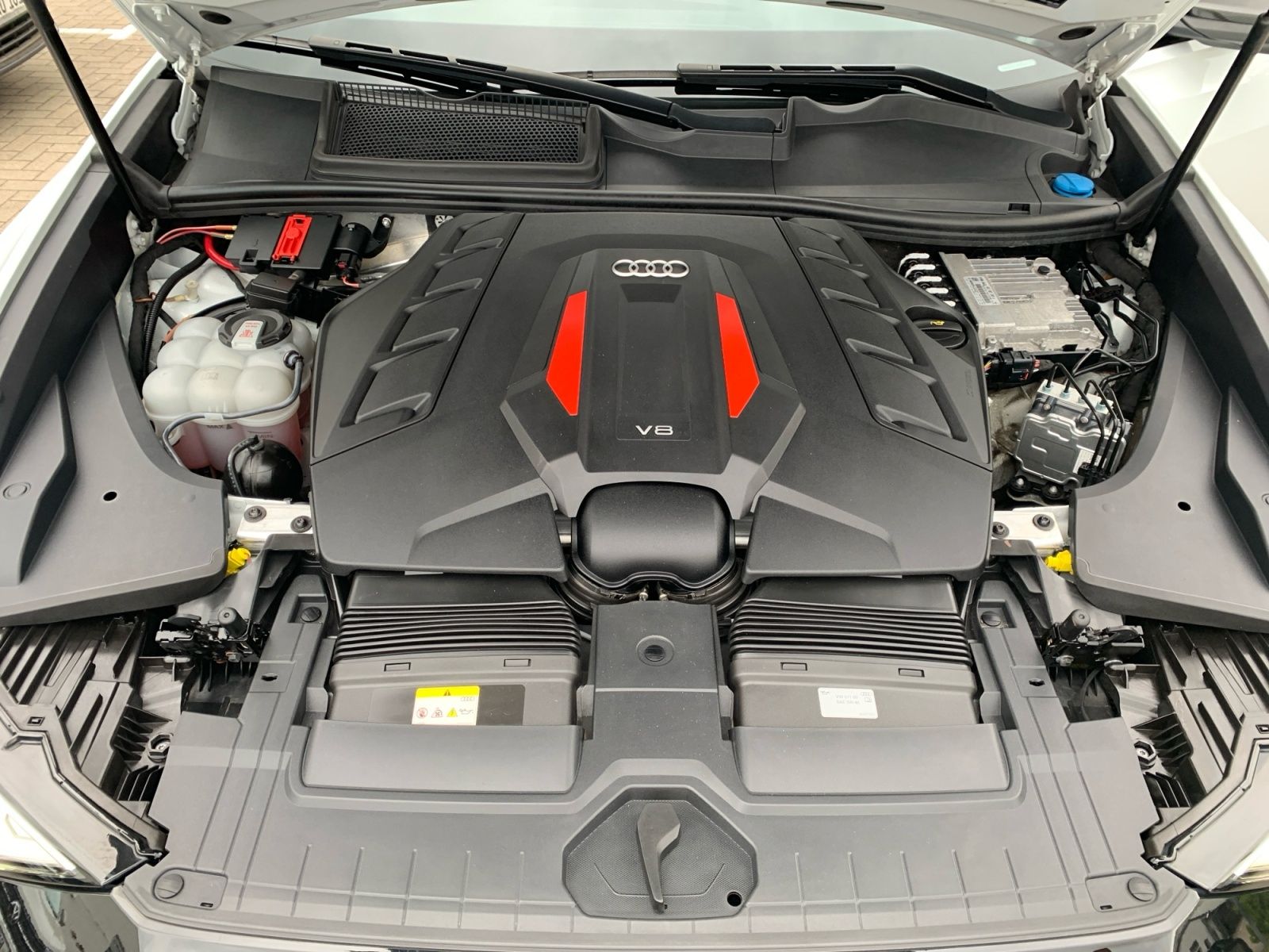 Audi SQ8 - Bild 20