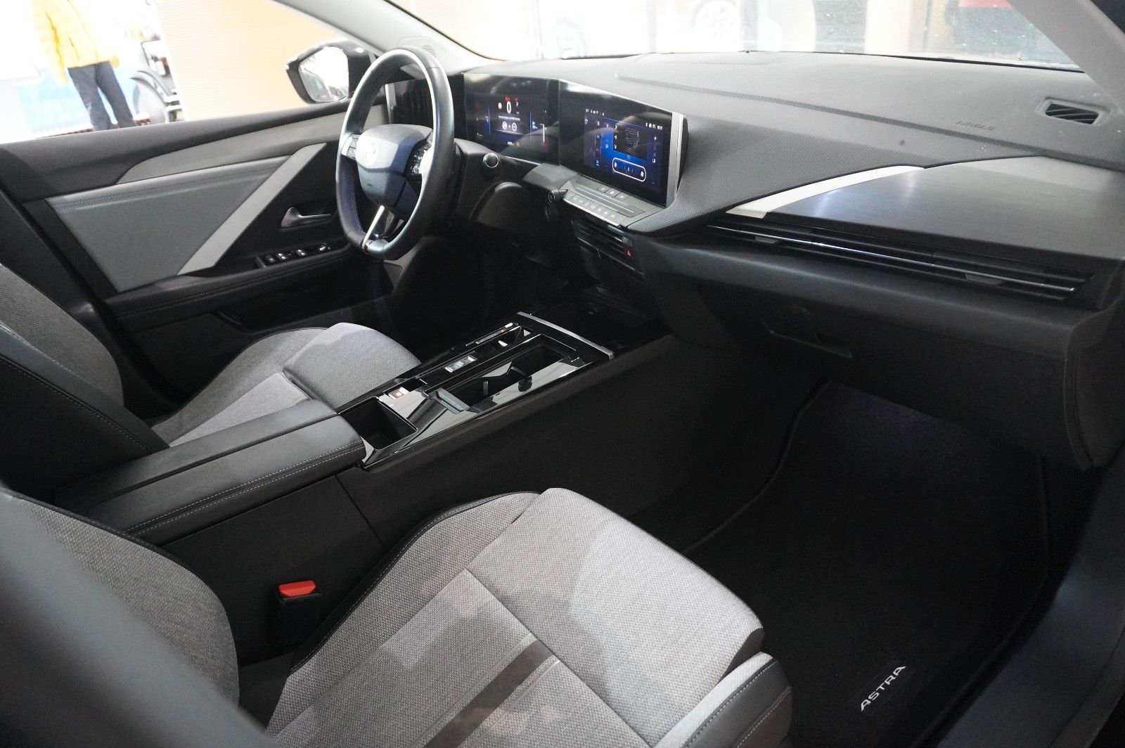 Fahrzeugabbildung Opel Astra L Lim. 1.5D ELEGANCE NAVI/LED/KAMERA/SPORT