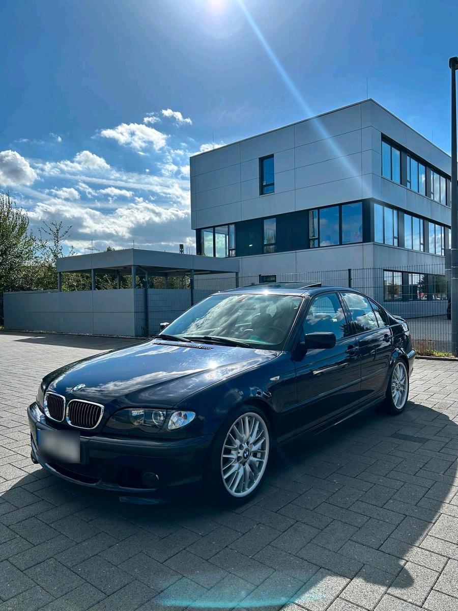 BMW 330