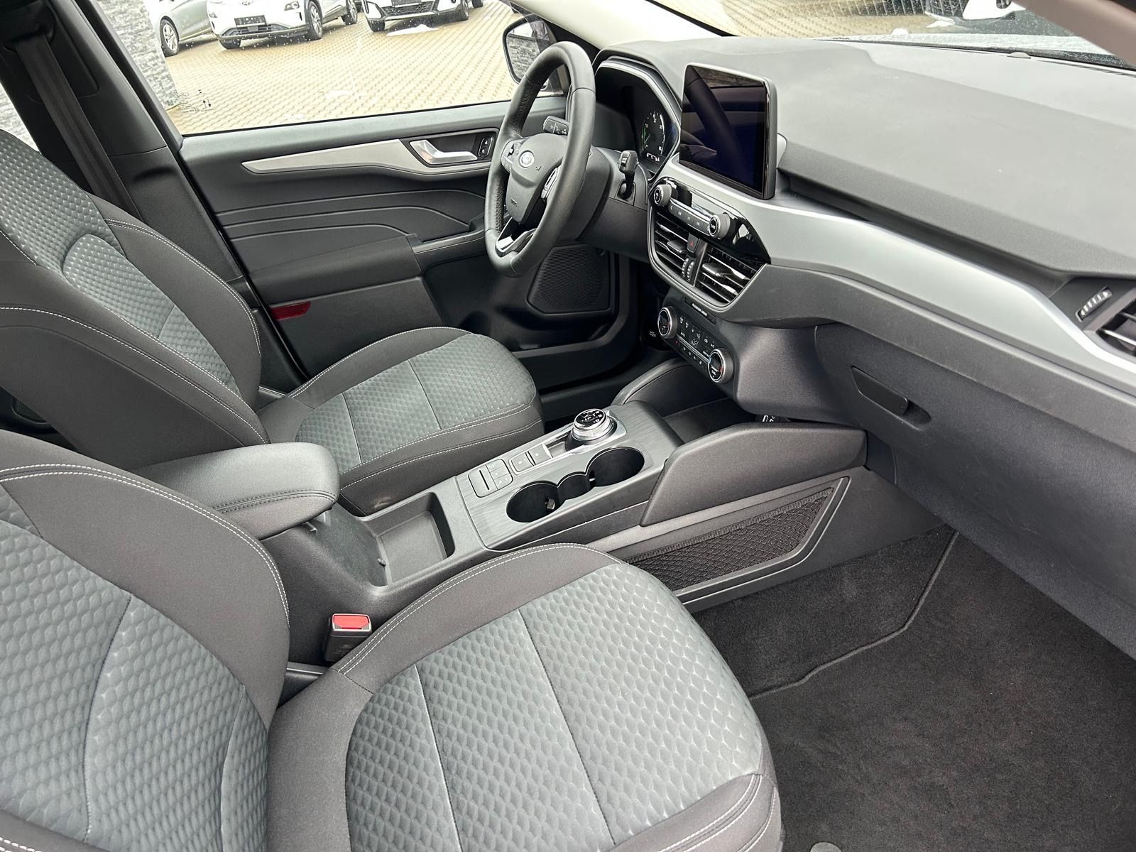 Fahrzeugabbildung Ford Kuga 2.5 Hybrid°AHK°Navi°Winterpaket°1.Hand°