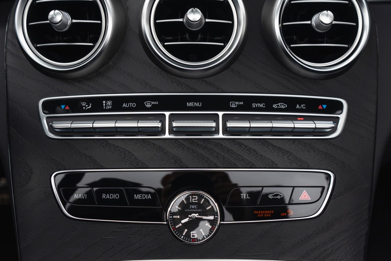 Fahrzeugabbildung Mercedes-Benz C 63 AMG  Cabrio Multibeam  360 Kam  Burmester