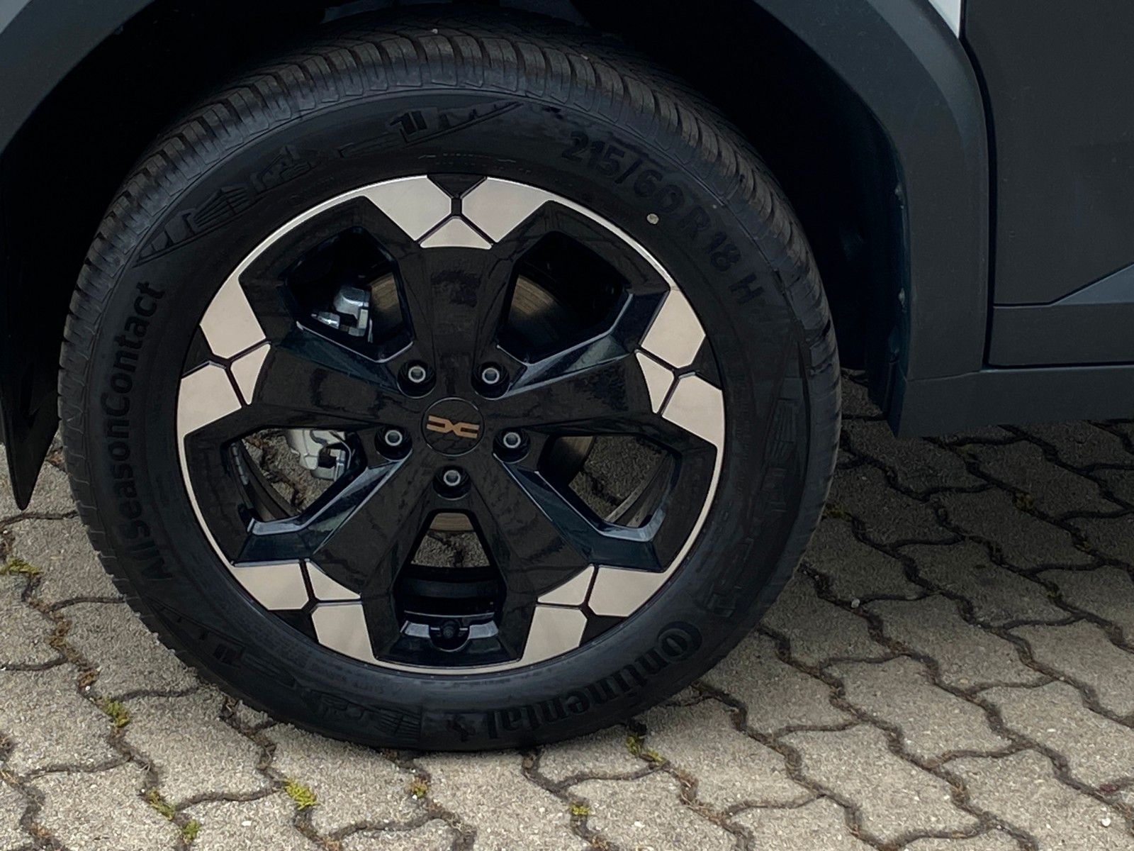 Fahrzeugabbildung Dacia Dacia Duster 4x4 Extreme  TCE 130