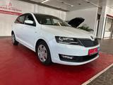Skoda Rapid Spaceback Drive//DAB//Xenon// - Skoda Rapid mit Diesel-Antrieb