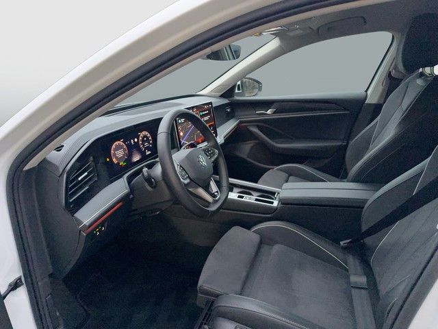 Volkswagen Passat Variant - Bild 8