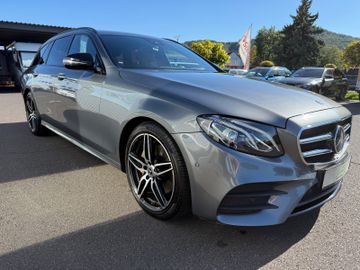 Mercedes-Benz E 220 T AMG+Night+Widescreen+Multib.+Kamera+LED