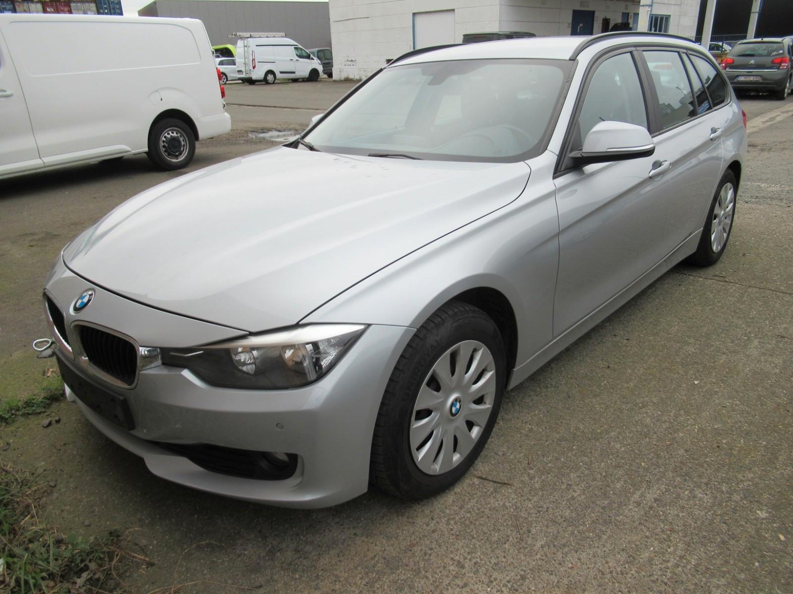 BMW 318 dA Touring-GETRIEBEPROBLEME-Navi-Klima-PDC