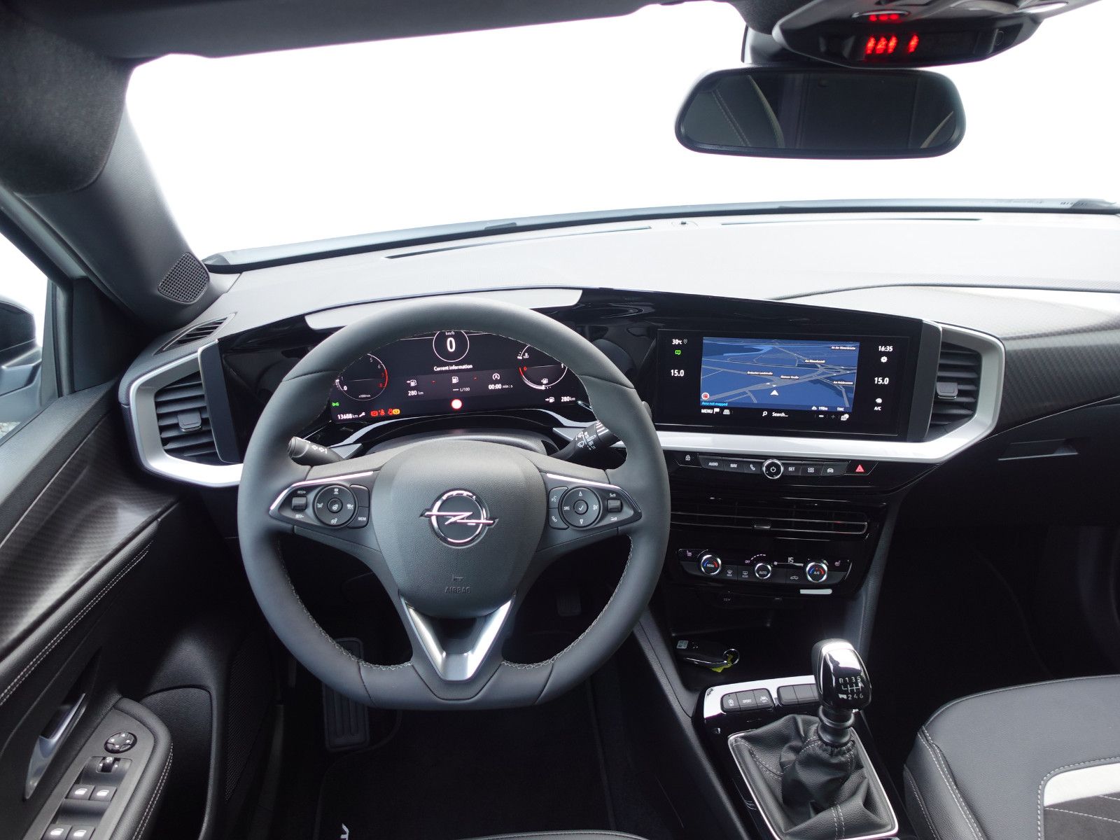 Fahrzeugabbildung Opel Mokka 1.2Turbo Ultimate Navi,Sitzh.,PDC,Kamera