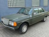 Mercedes-Benz MERCEDES 200D W123 1.Hand 156.000 Km Scheu... - Mercedes-Benz Diesel Gebrauchtwagen aus dem Jahr 1981