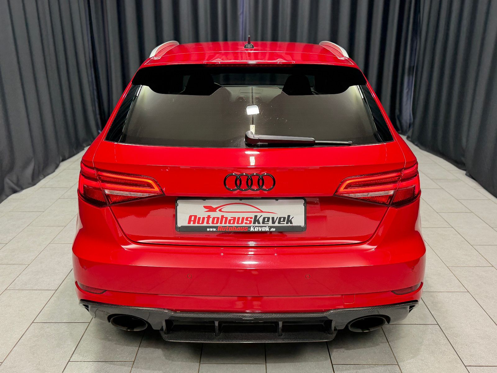 Fahrzeugabbildung Audi RS3 Sportback 2.5 TFSI|EVENTUR|BTMIRS-SITZ|B&O|