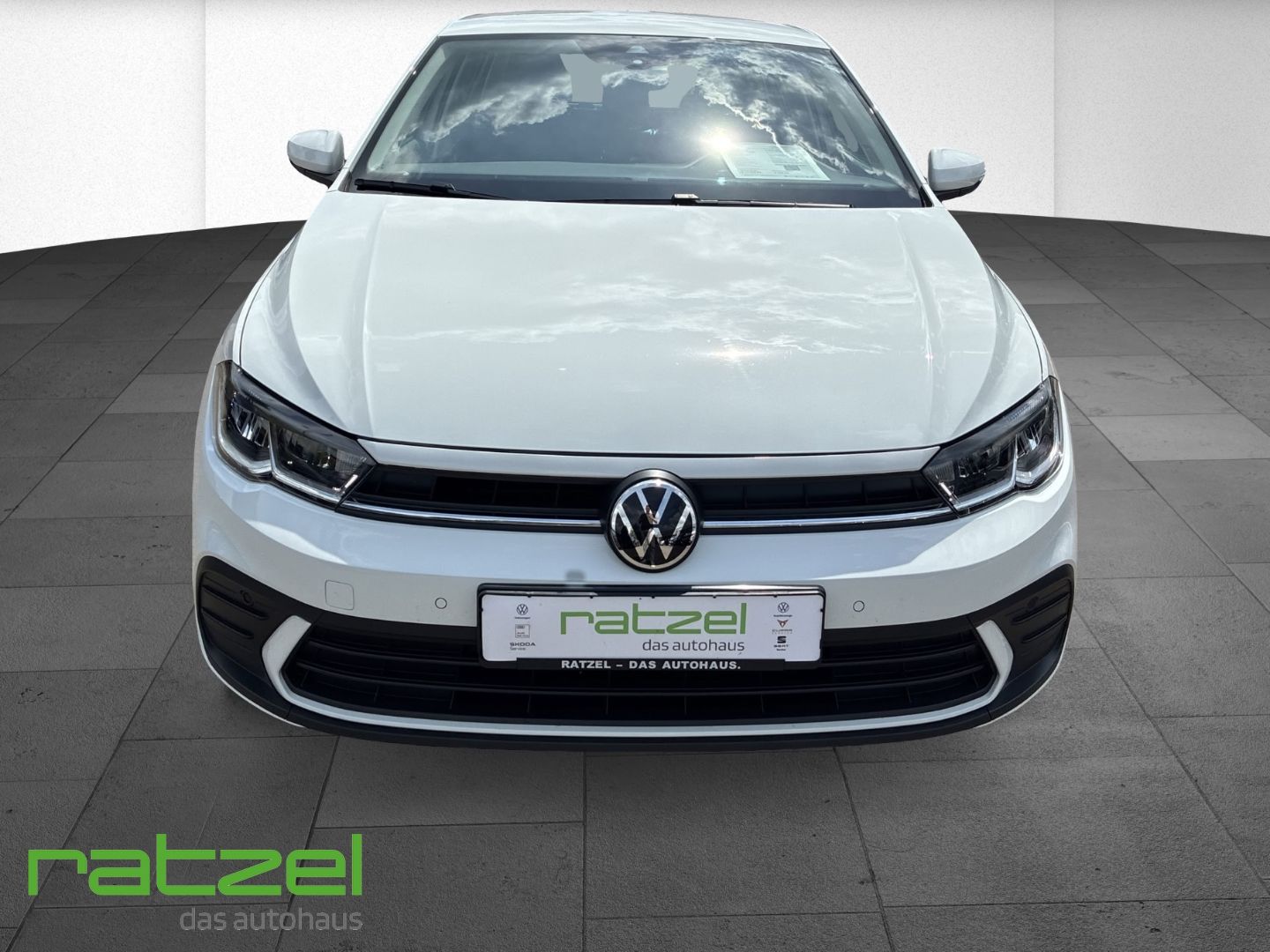Fahrzeugabbildung Volkswagen Polo Life 1.0 Digitales Cockpit LED Musikstreami