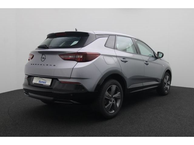 Fahrzeugabbildung Opel Grandland 1.2 GS Line AUT LED Navi ACC RK