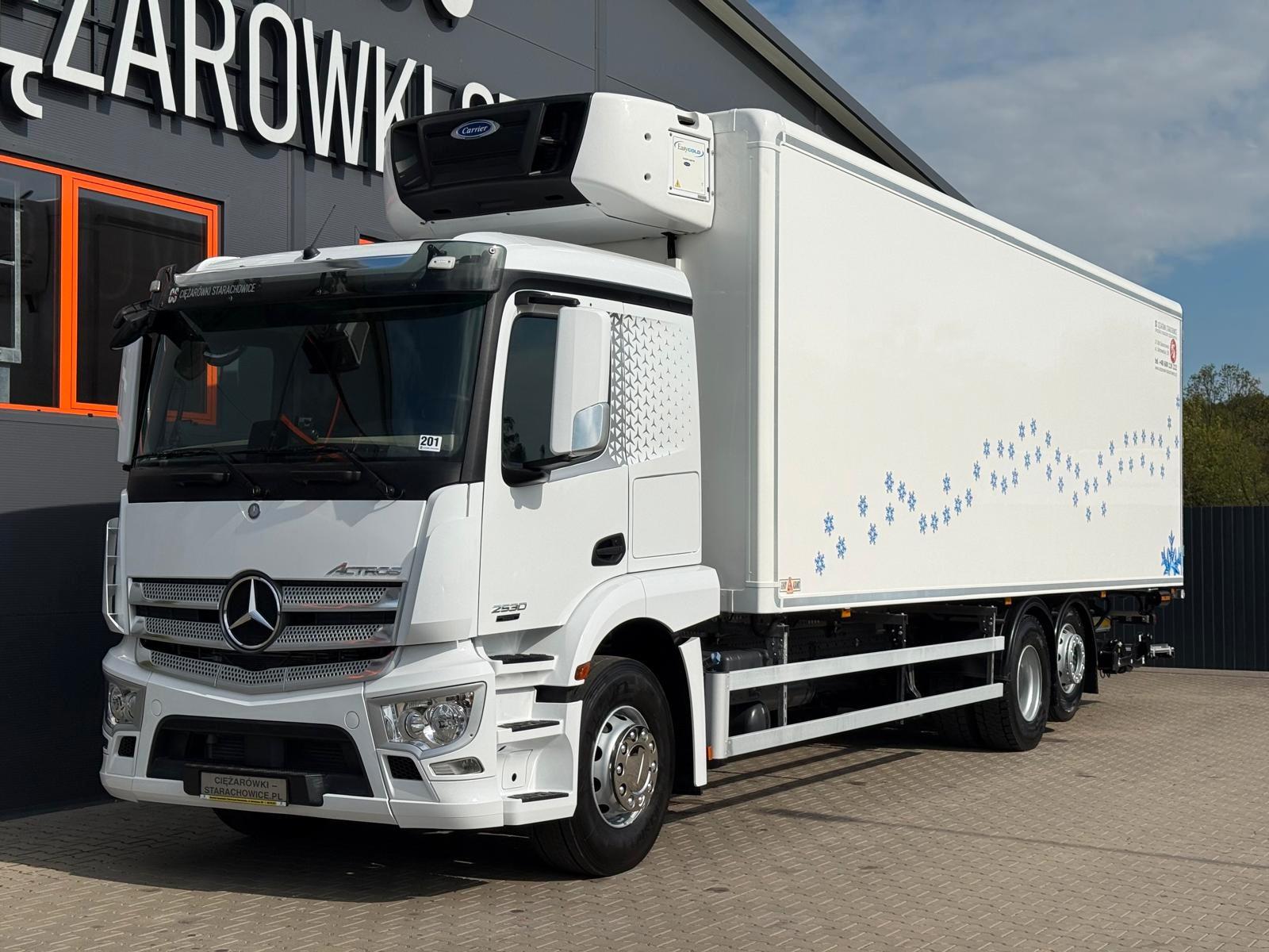 Mercedes-Benz Actros 2530 // 23Epal // Carier Supra 1150 Mt