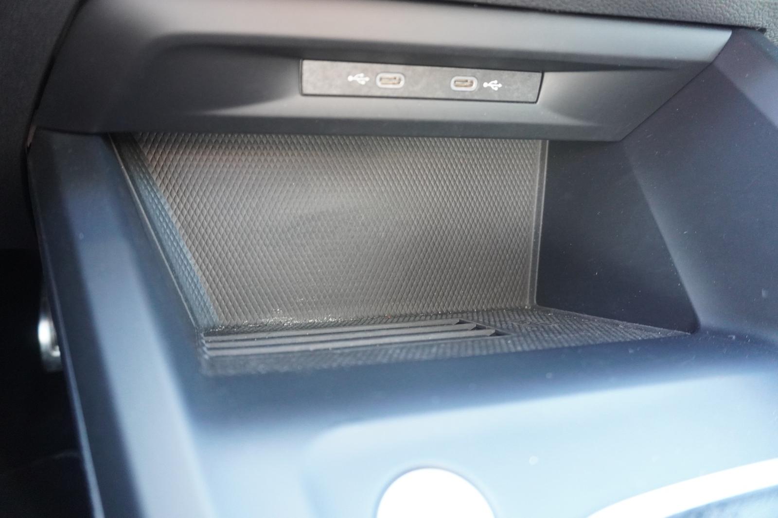 Volkswagen Golf VIII 1.5 eTSI Goal LED Navi App-Connect ACC, миниатюра 27