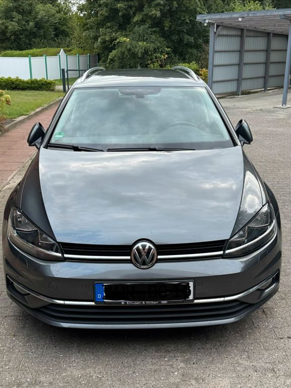 Image of Volkswagen Golf