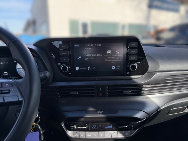 Fahrzeugabbildung Hyundai i20 Essential 1.0 T-GDI +CARPLAY+TEMPOMAT+SHZ+RF