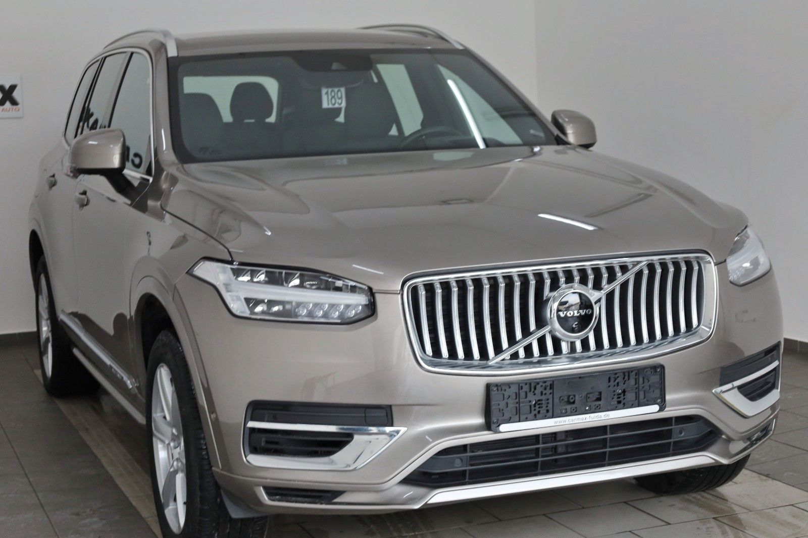 Fahrzeugabbildung Volvo XC90 T8 Inscription Expr.,Navi,360Kam,HUD,7Sitze