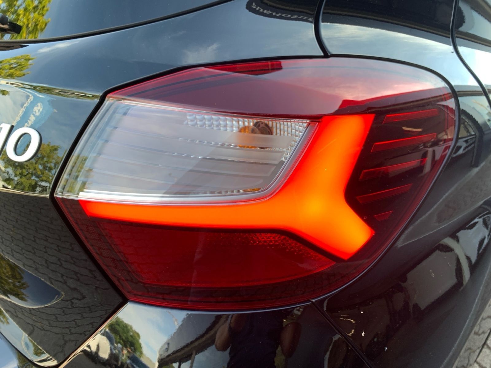 Fahrzeugabbildung Hyundai i10 1.2 Prime Automatik Navi