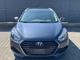 Hyundai i40 cw Premium (PANO/STZ-BEL/R-KAM/INFINITY/4XSH - Hyundai i40 mit Benzin-Antrieb