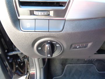 Bild 7 Skoda Fabia Combi Ambition 1.0TSI DSG PDC SML DAB TEMP