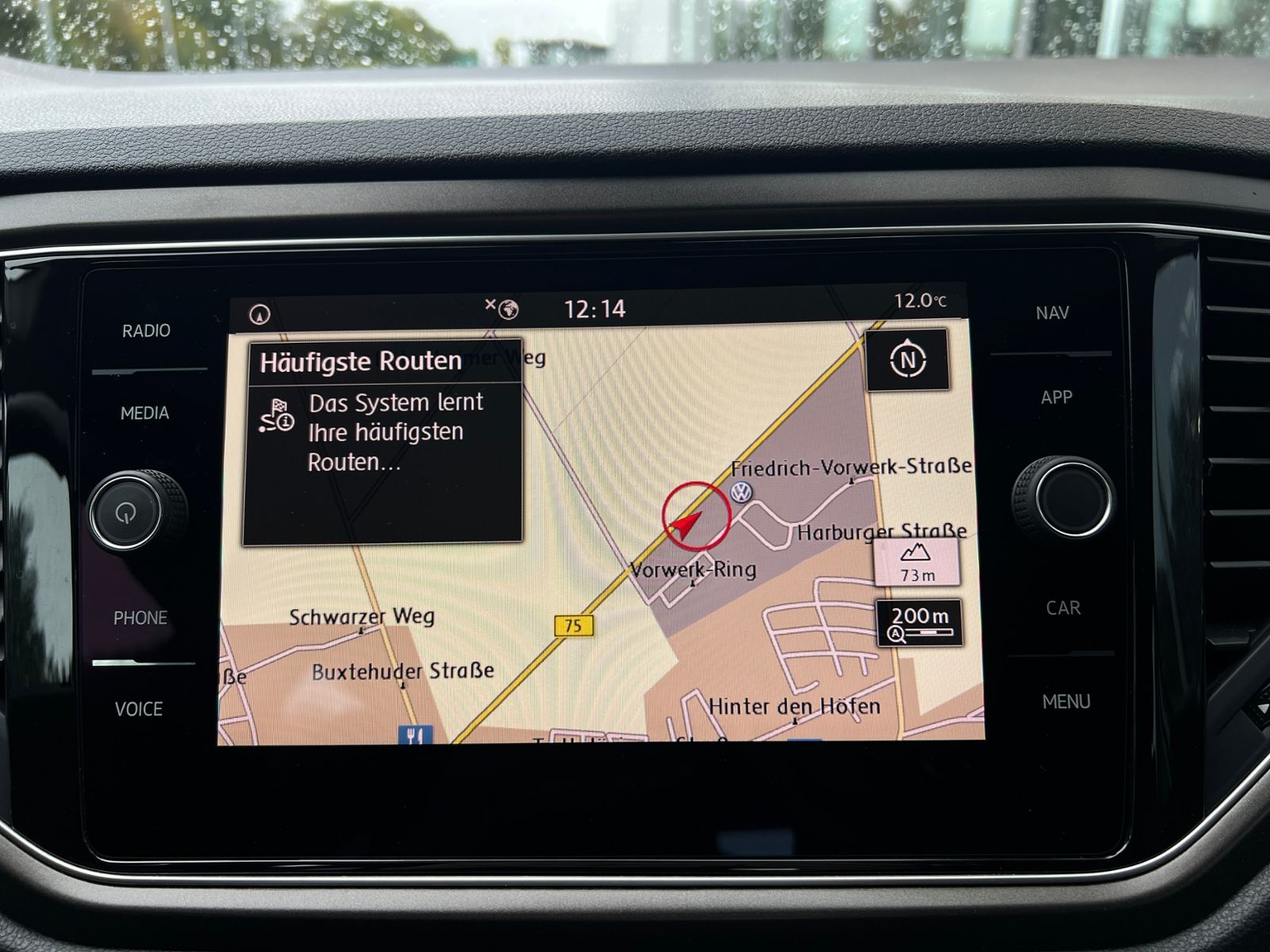 Fahrzeugabbildung Volkswagen T-Roc Style 1.5 TSI ACT DSG *AHK, ACC, Kamera*