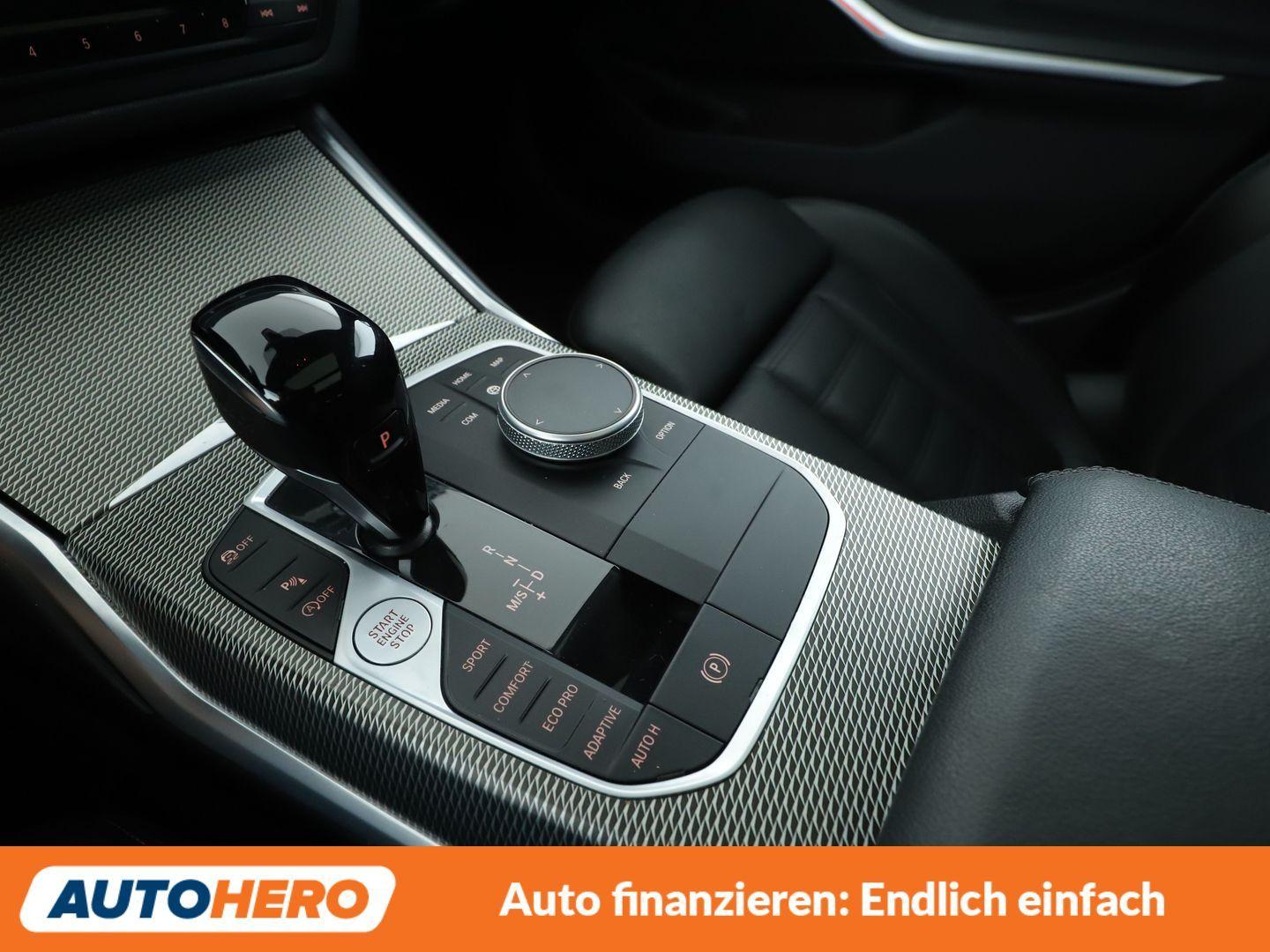 BMW 320i M Sport Aut.*NAVI*LASER*PANO*CAM*PDC*SHZ*