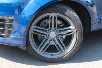 Audi Q7 - 8