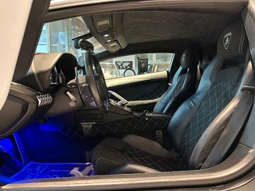 صورة مصغرة 13 لـ 2011 Lamborghini AVENTADOR