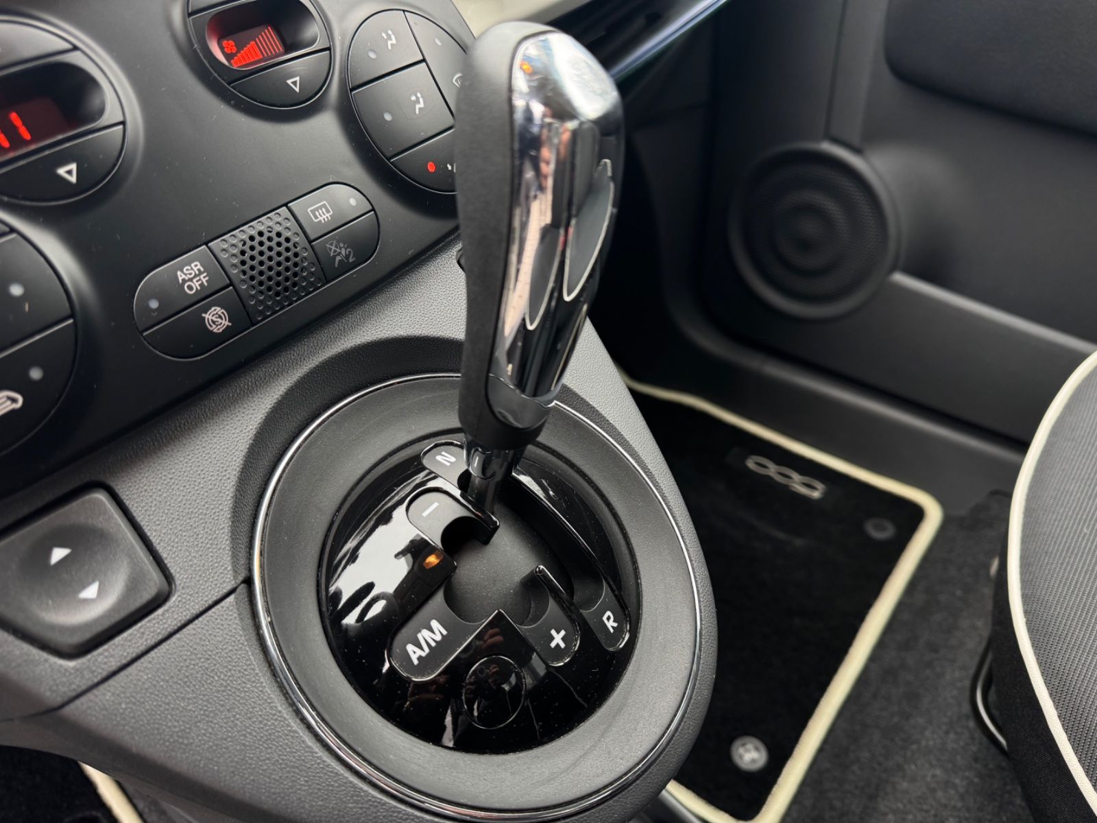 Fahrzeugabbildung Fiat 500 Lounge
