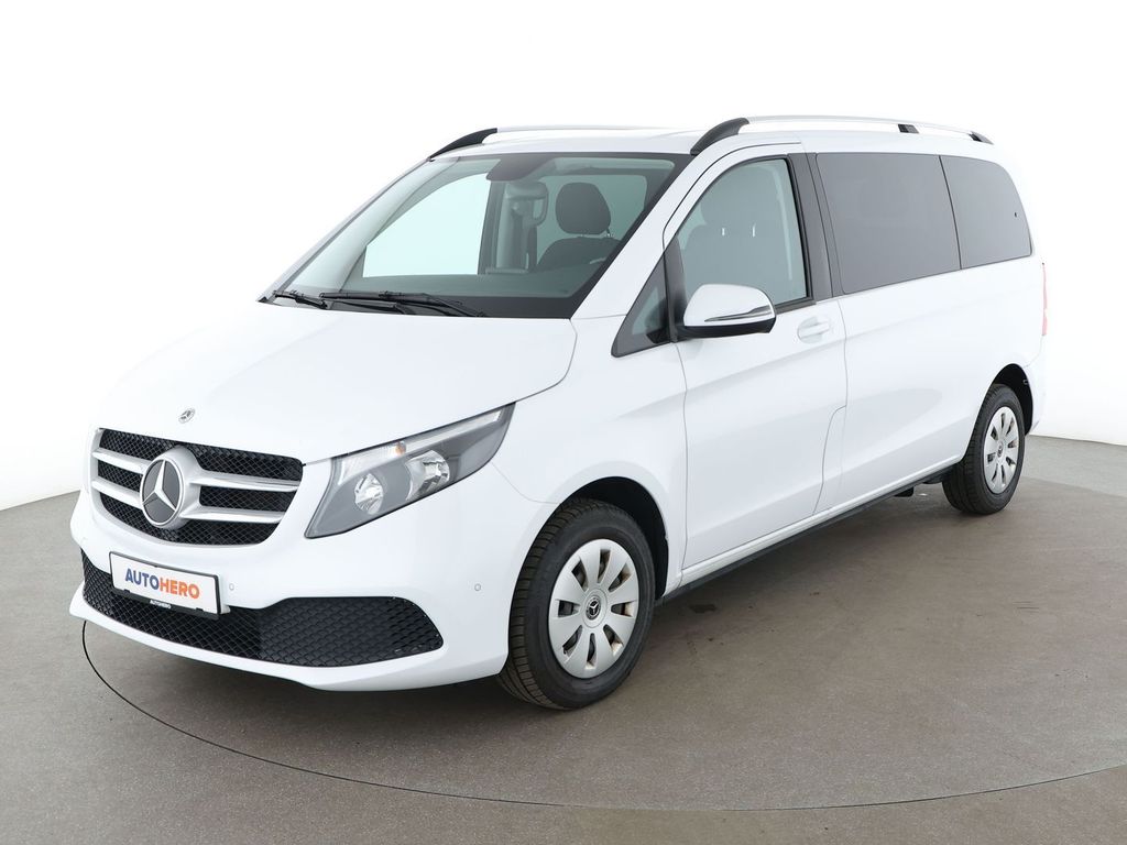 Image of Mercedes-Benz V 220