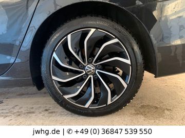 Volkswagen Golf - 5