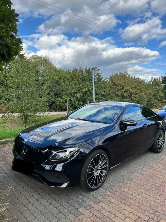 Image of Mercedes-Benz E 200