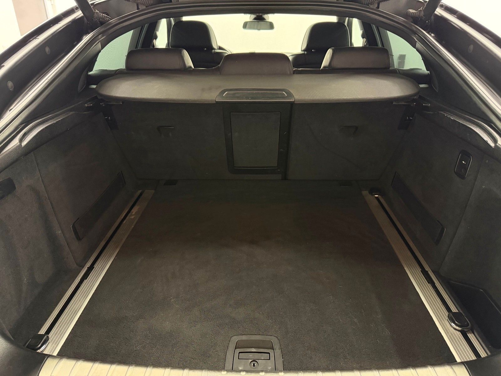 Fahrzeugabbildung BMW X6 M50 d/eGSD/AHK/HuD/SOFT CLOSE/STHZ/ACC