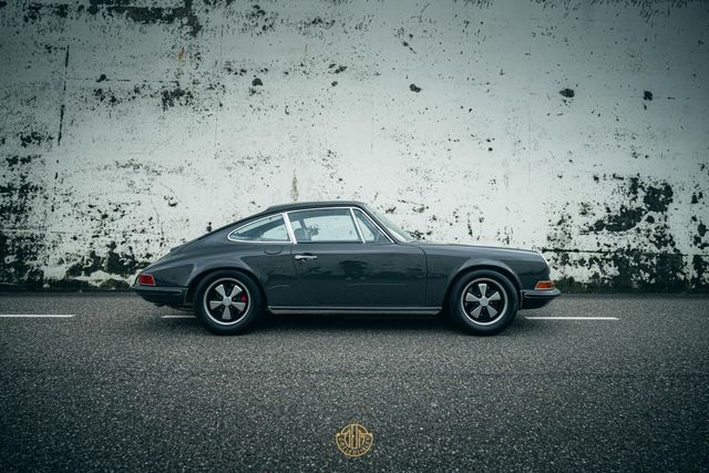 Porsche 911 Urmodell Ölklappe F Restomod