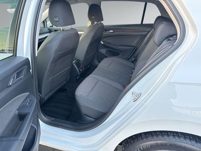 Golf 1.0 TSI FACELIFT AHK+HEAD-UP+RFK+ACC+NAVI.+