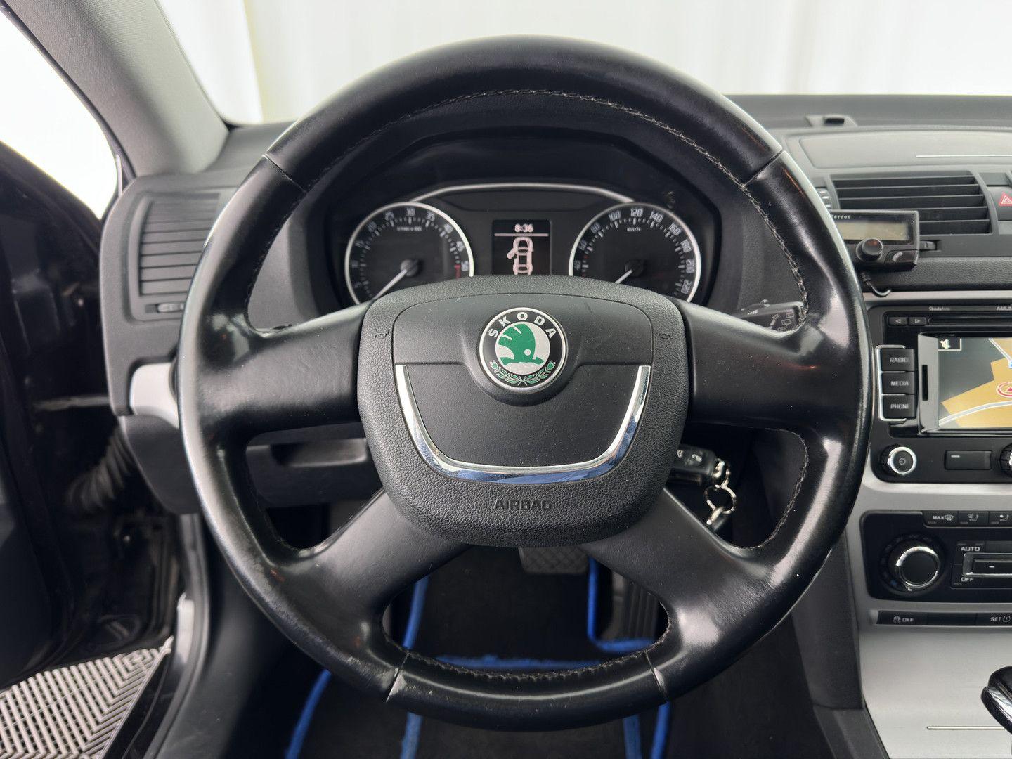 Skoda Octavia 2012 — photo 16