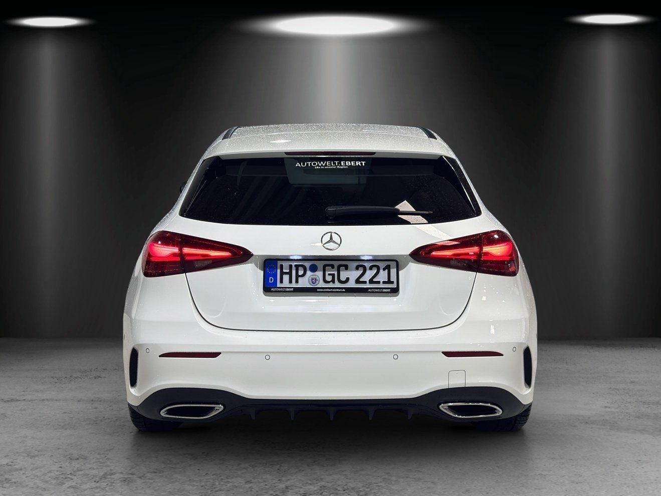 Fahrzeugabbildung Mercedes-Benz A 180d AMG Pano MULTIBEAM KeyGO NIGHT Kamera