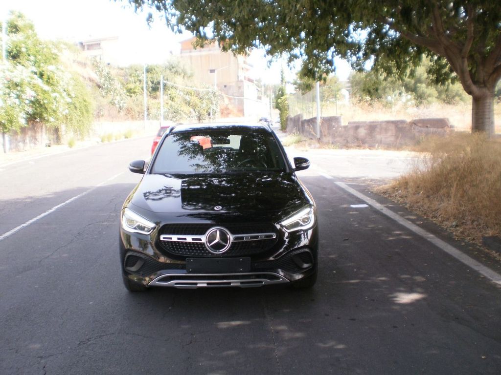 Image of Mercedes-Benz GLA 200