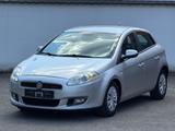 Fiat Bravo 1.4 16V T JET Dynamic *Klima* - Fiat Bravo Dynamic mit Benzin-Antrieb
