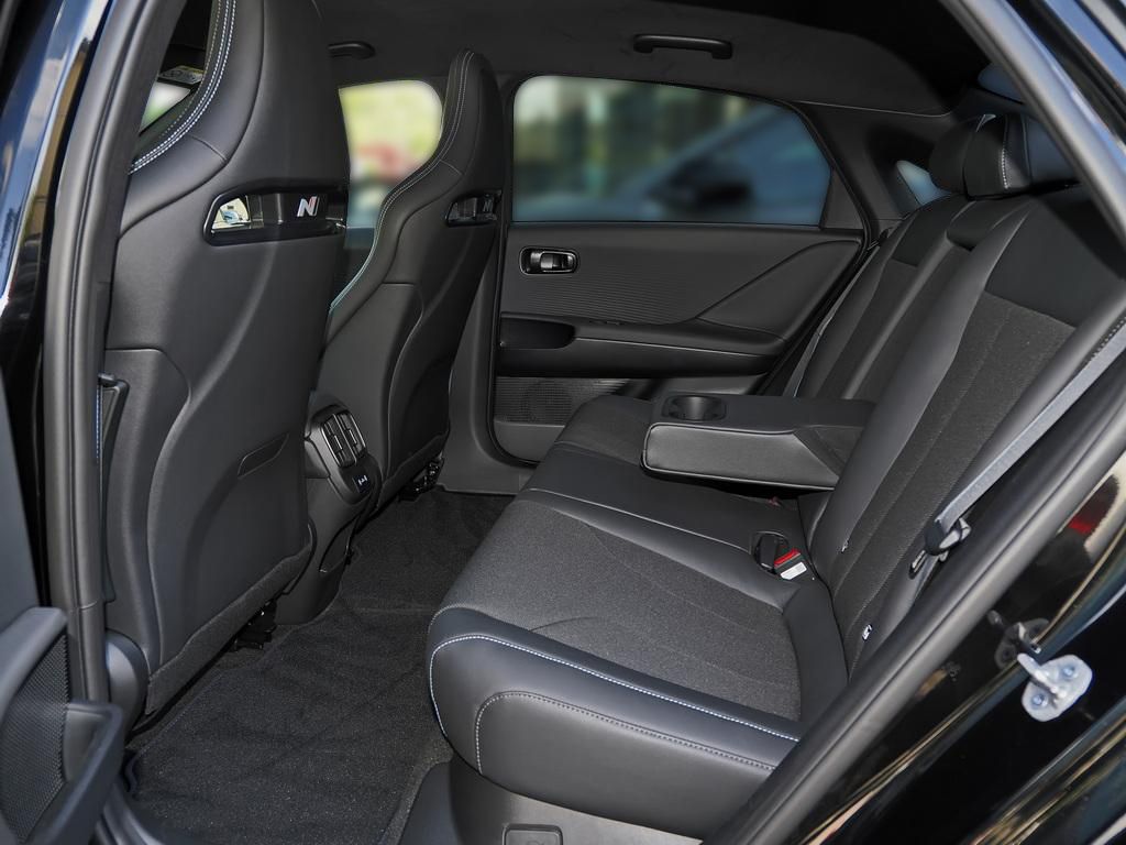 Fahrzeugabbildung Hyundai IONIQ 6 N 2xKlima 360 4xSHZ ACC AUT HUD Kam. LM