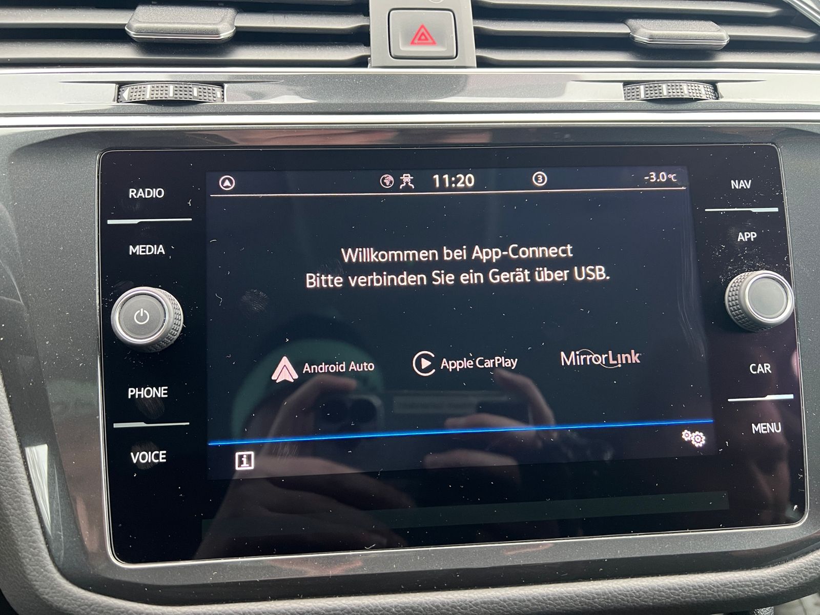 Fahrzeugabbildung Volkswagen Tiguan Elegance 1.5 TSI *AHK, Navi, App Connect,