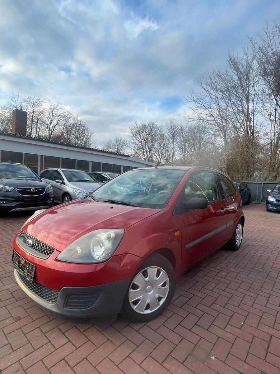 Ford Fiesta 1,3 44 kWAmbiente.Klima.TÜV neu.DVD+navi