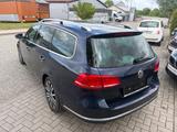 Volkswagen Passat Variant Highline BlueMotion-Vollleder- - Volkswagen Passat aus 2011: Highline