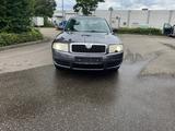 Skoda Superb 1.8 Tuv 10/2025 - Skoda Superb aus 2006
