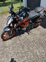 KTM Duke 125