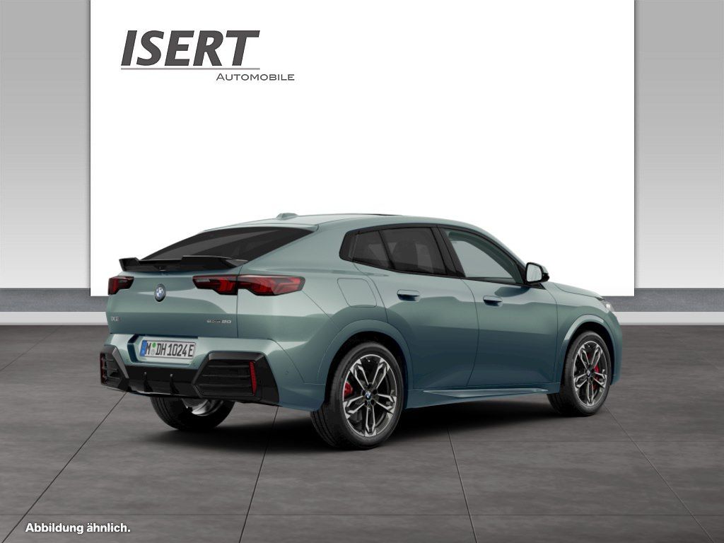 BMW iX2 — fotografia 2