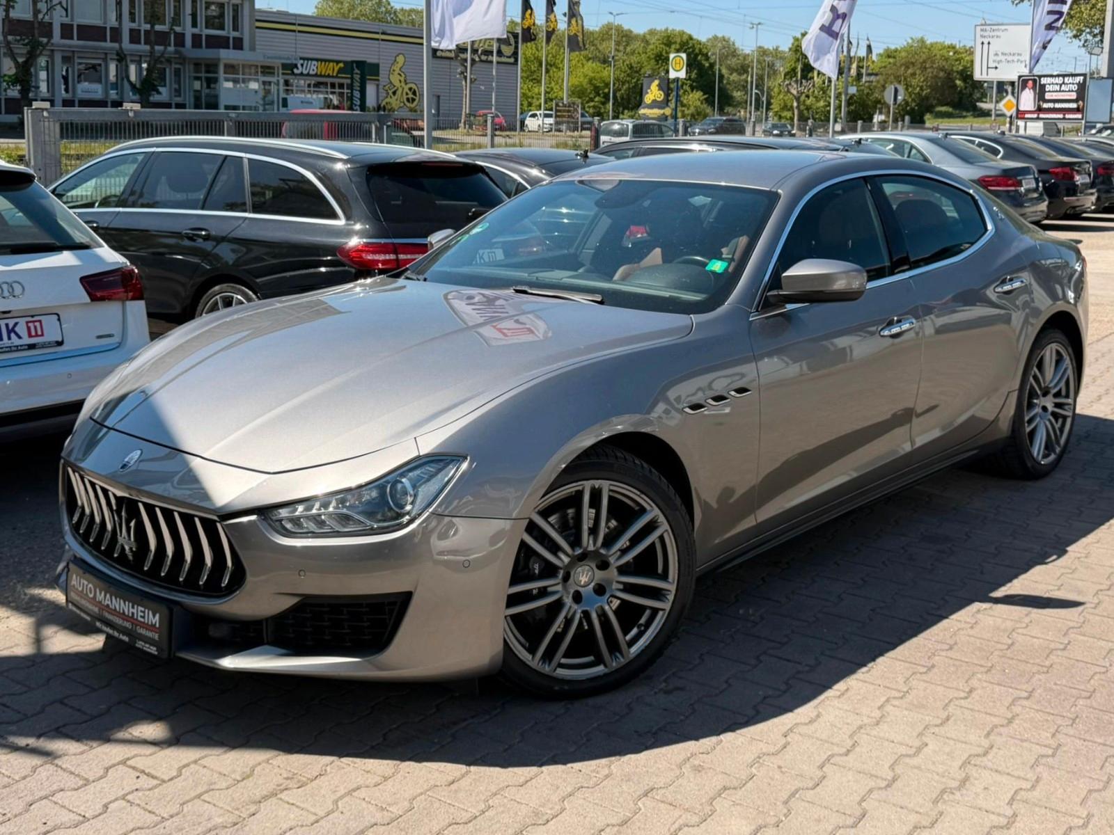 Maserati Ghibli 3.0 V6 350HP GranLusso VOLLEDER*20ZLL*NAV