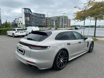 Porsche Panamera - 3